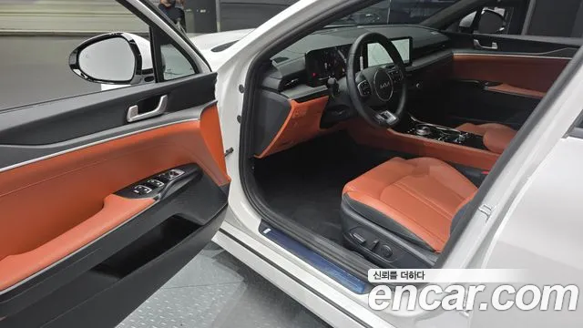 Kia K5 Generation 3 — Фото автомобиля 10