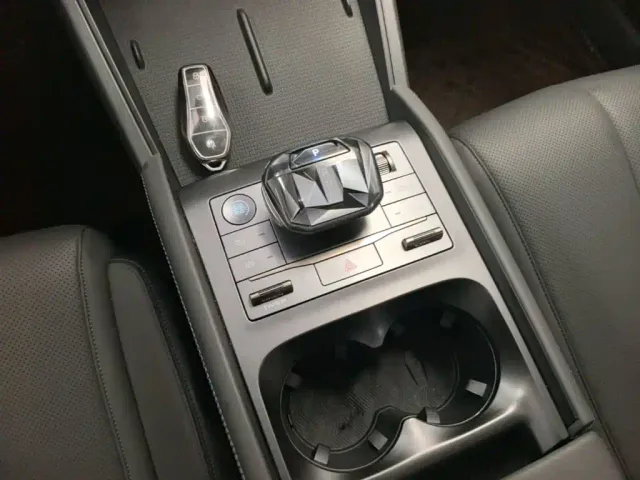 BYD Qin L — Фото автомобиля 13