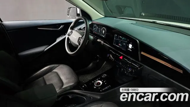 Kia Niro — Фото автомобиля 20