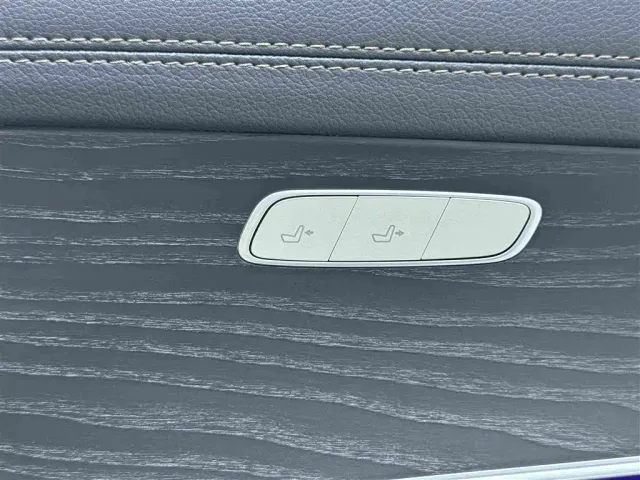 Mercedes-Benz E-Class — Фото автомобиля 11