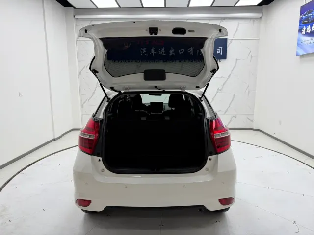 Toyota YARiS L Zhi Xuan — Фото автомобиля 9