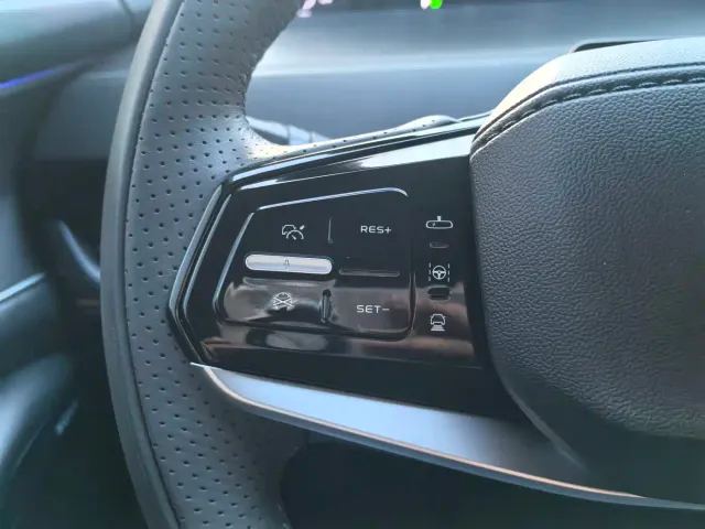 Changan Changan UNI-K iDD 2022 Blue Whale iDD 130km 1.5T Premium — Фото автомобиля 16