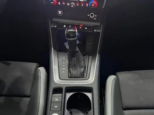 Audi Q3 — Фото автомобиля 14