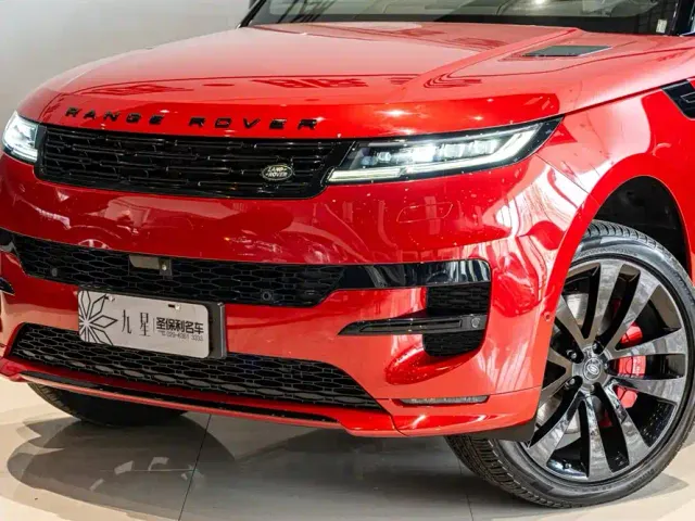 Land Rover Range Rover Sport — Фото автомобиля 22