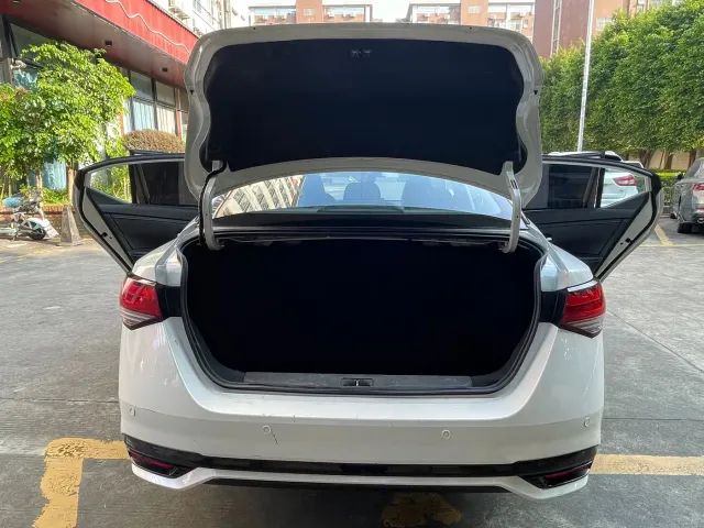 Nissan Sylphy — Фото автомобиля 14