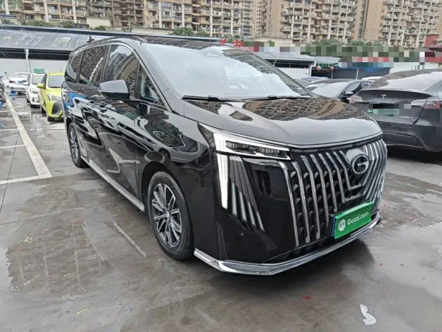 GAC Trumpchi M8 — Фото автомобиля 3