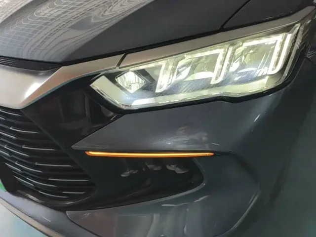 BYD Song Pro — Фото автомобиля 23
