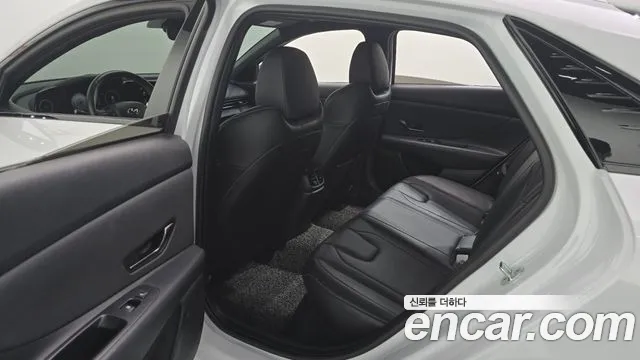 Hyundai Avante CN7 — Фото автомобиля 18