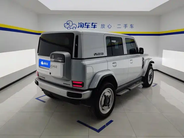 iCAR V23 — Фото автомобиля 2
