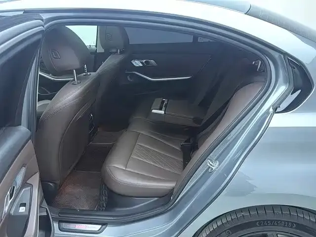 BMW i3 — Фото автомобиля 10