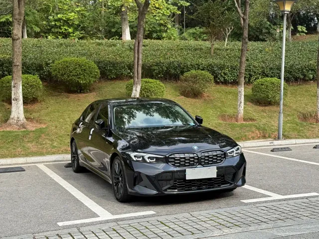 BMW 3 Series — Фото автомобиля 3