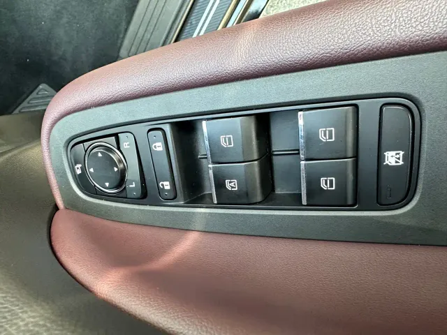 GAC Trumpchi M6 — Фото автомобиля 10