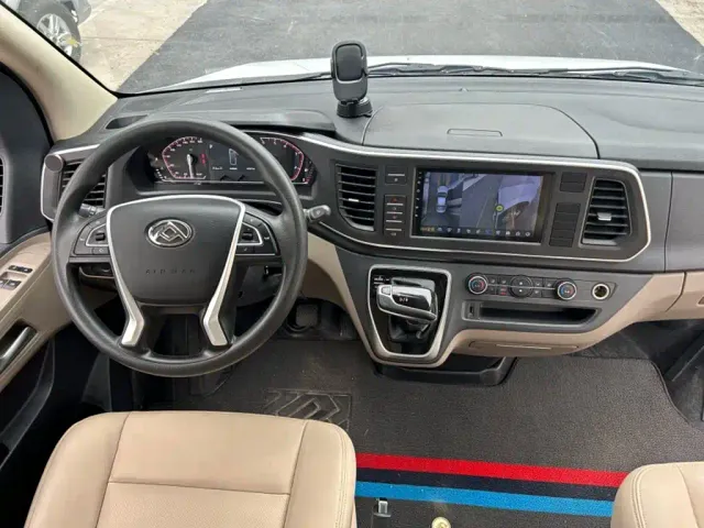 Maxus Xintu V80 — Фото автомобиля 12