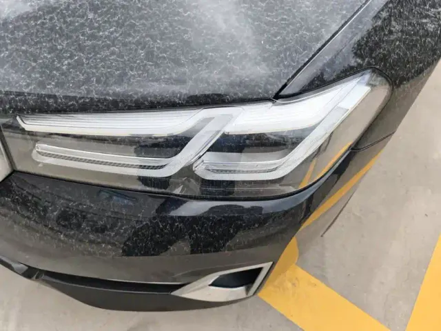 BMW 5 Series — Фото автомобиля 5