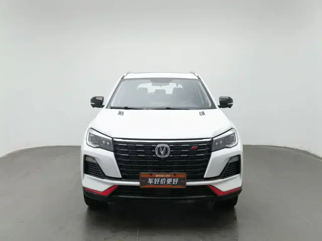 Changan CS75 — Фото автомобиля 3