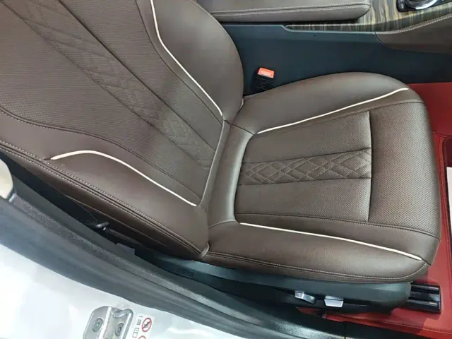 BMW 5 Series — Фото автомобиля 24