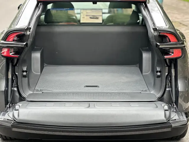 Changan Qiyuan E07 — Фото автомобиля 9