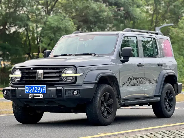 Фотография автомобиля — Tank 300