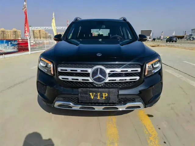 Mercedes-Benz GLB-Class — Фото автомобиля 2