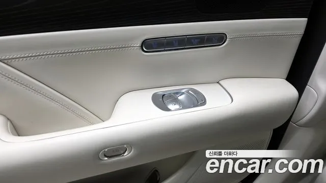 Genesis G90 Бензин 3.5 турбо AWD — Фото автомобиля 18