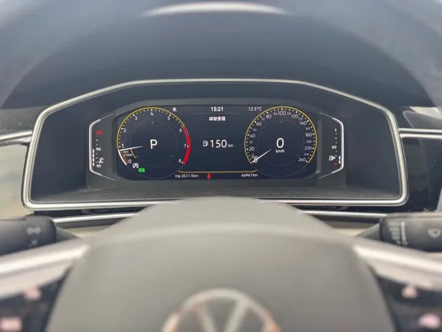 Volkswagen Tiguan L — Фото автомобиля 19