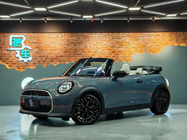 Фотография автомобиля — MINI Hatch