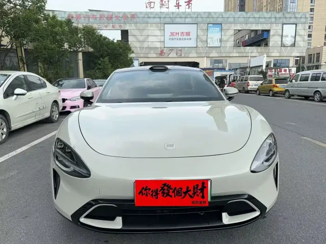Xiaomi SU7 — Фото автомобиля 2