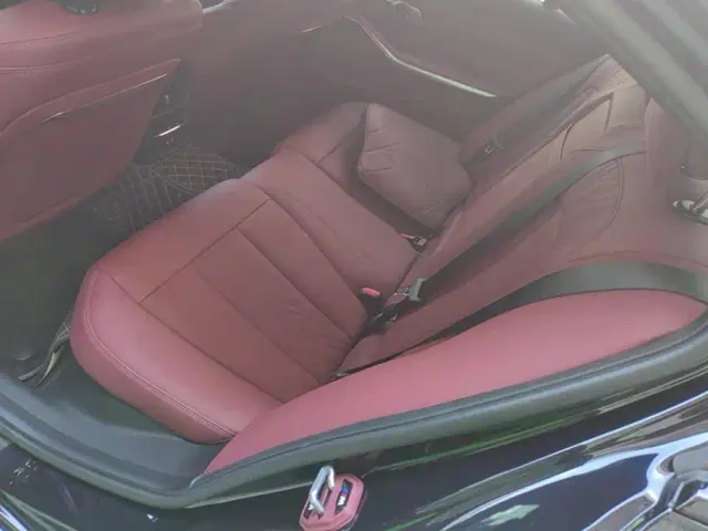 BMW 3 Series — Фото автомобиля 11