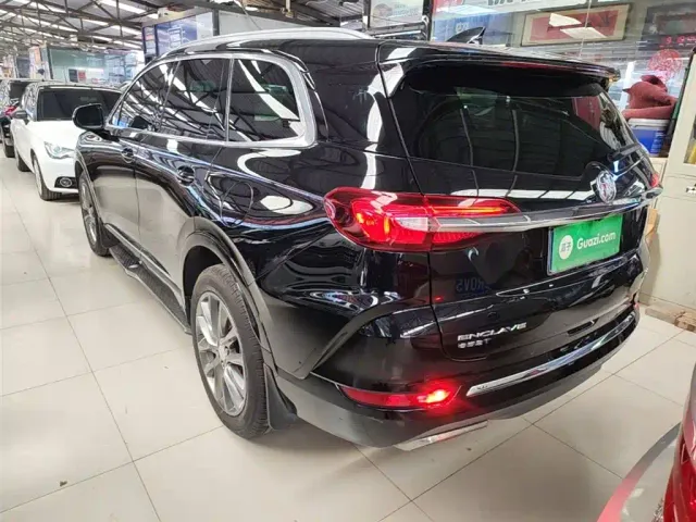 Buick Enclave — Фото автомобиля 4