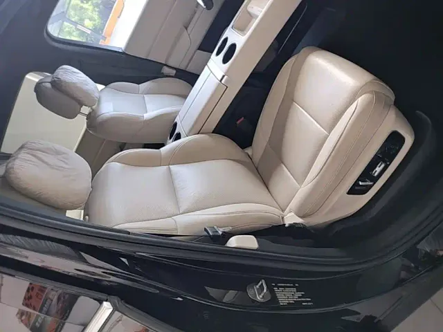 Li Auto L8 — Фото автомобиля 24