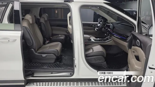 Kia Carnival 4th Gen — Фото автомобиля 17