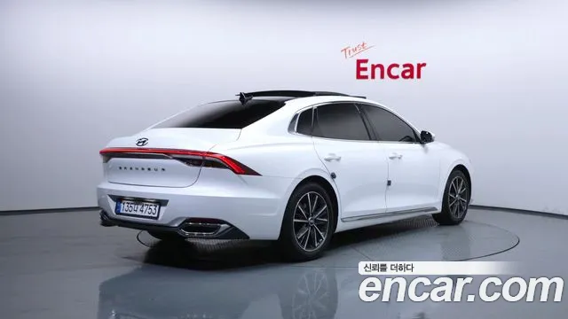 Hyundai Grandeur Новый Grandeur IG 3.0 LPi (Для проката) — Фото автомобиля 2