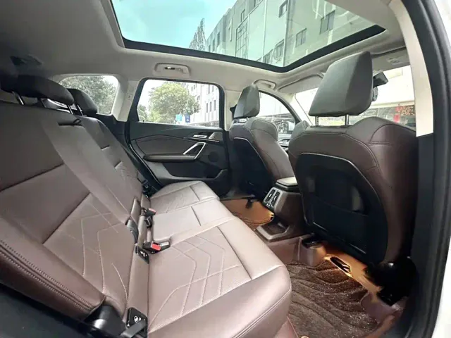 BMW X1 — Фото автомобиля 13