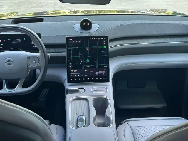 Nio EC6 — Фото автомобиля 5