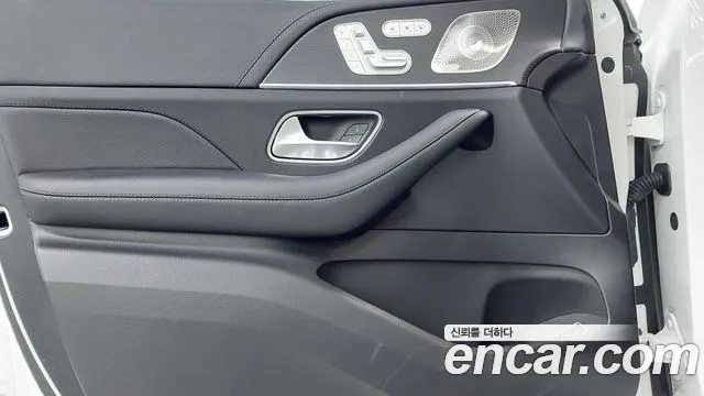 Mercedes-Benz GLE-Class — Фото автомобиля 15