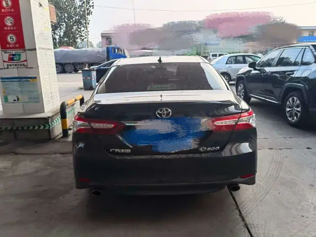 Toyota Camry — Фото автомобиля 4