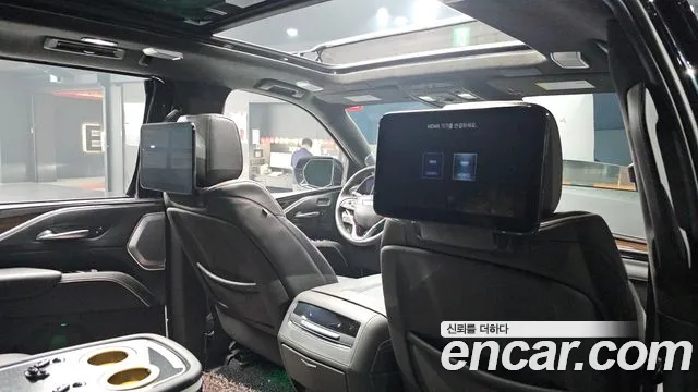 Cadillac Escalade Escalade 5 поколение — Фото автомобиля 28