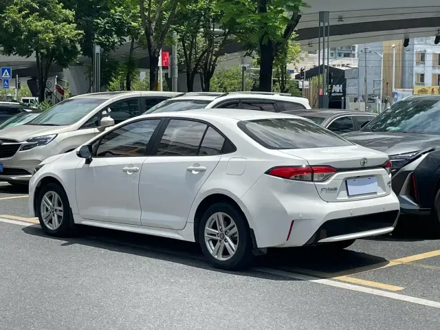 Toyota Levin — Фото автомобиля 3