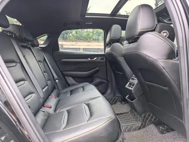 Geely Xingrui — Фото автомобиля 15