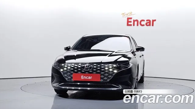 Hyundai Grandeur Новый Grandeur IG — Фото автомобиля 2