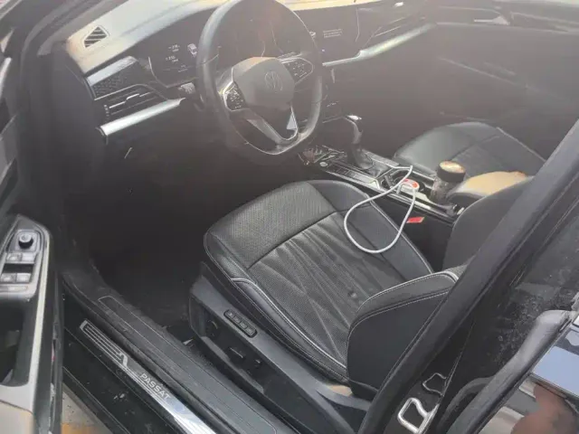 Volkswagen Passat — Фото автомобиля 9