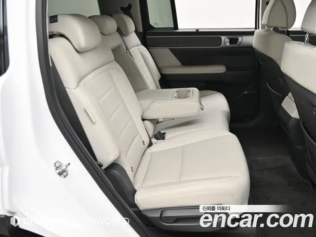 Hyundai Santa Fe — Фото автомобиля 12