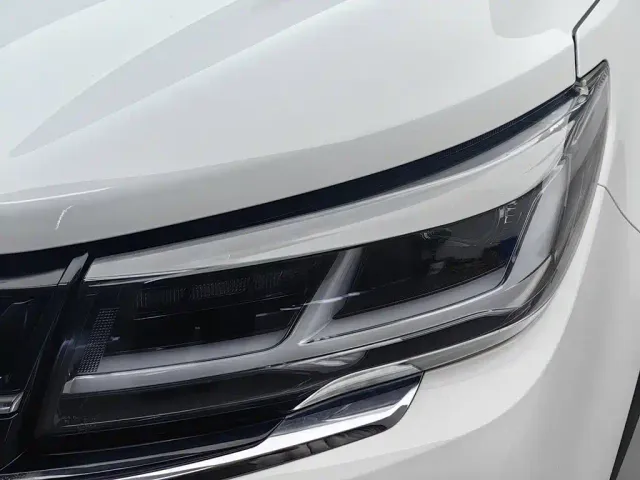 Forthing T5 — Фото автомобиля 7