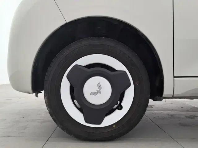 Wuling Hongguang Mini EV — Фото автомобиля 17
