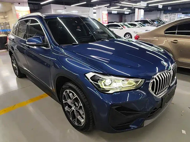 BMW X1 — Фото автомобиля 3