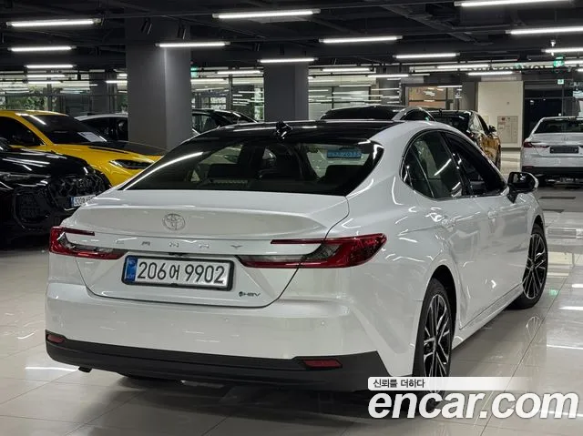 Toyota Camry — Фото автомобиля 3