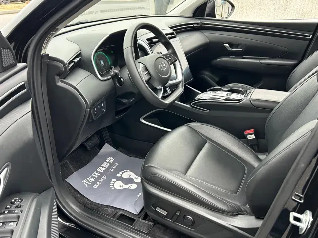 Hyundai Tucson — Фото автомобиля 4
