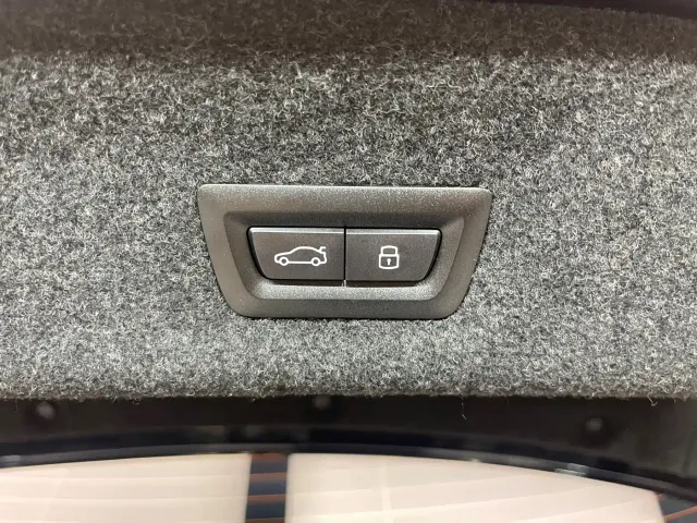 BMW 3 Series — Фото автомобиля 30