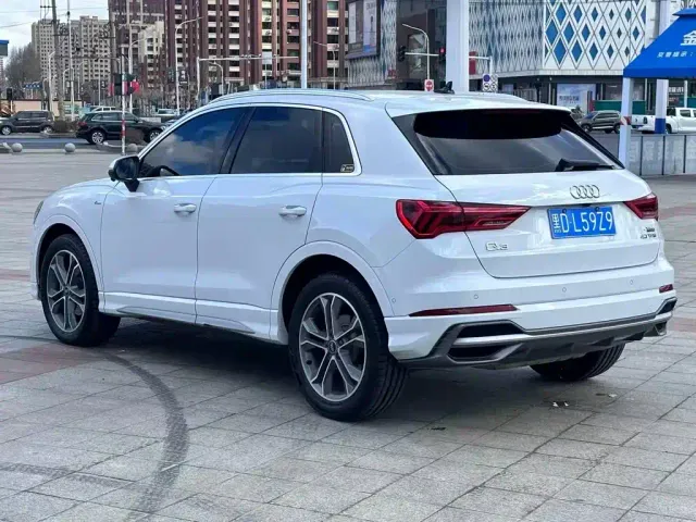 Audi Q3 — Фото автомобиля 9