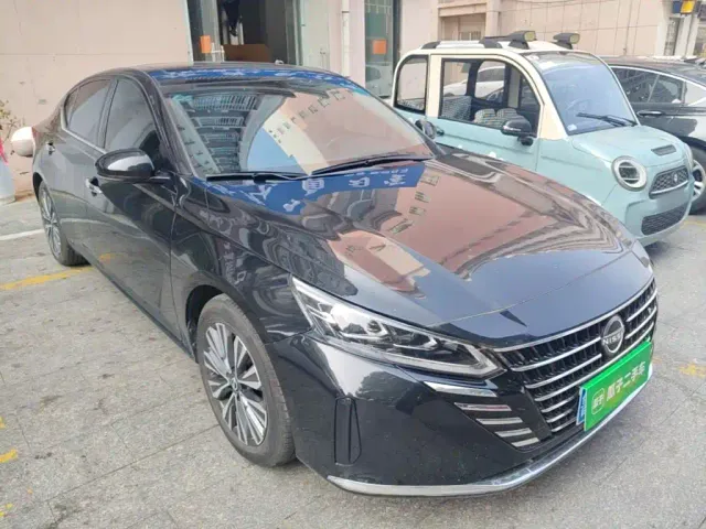 Nissan Teana — Фото автомобиля 3